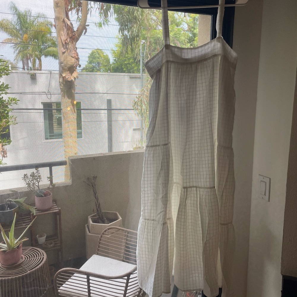 White Summer Dress - Style is very similar to the Jenni Kayne “Summer Dress”